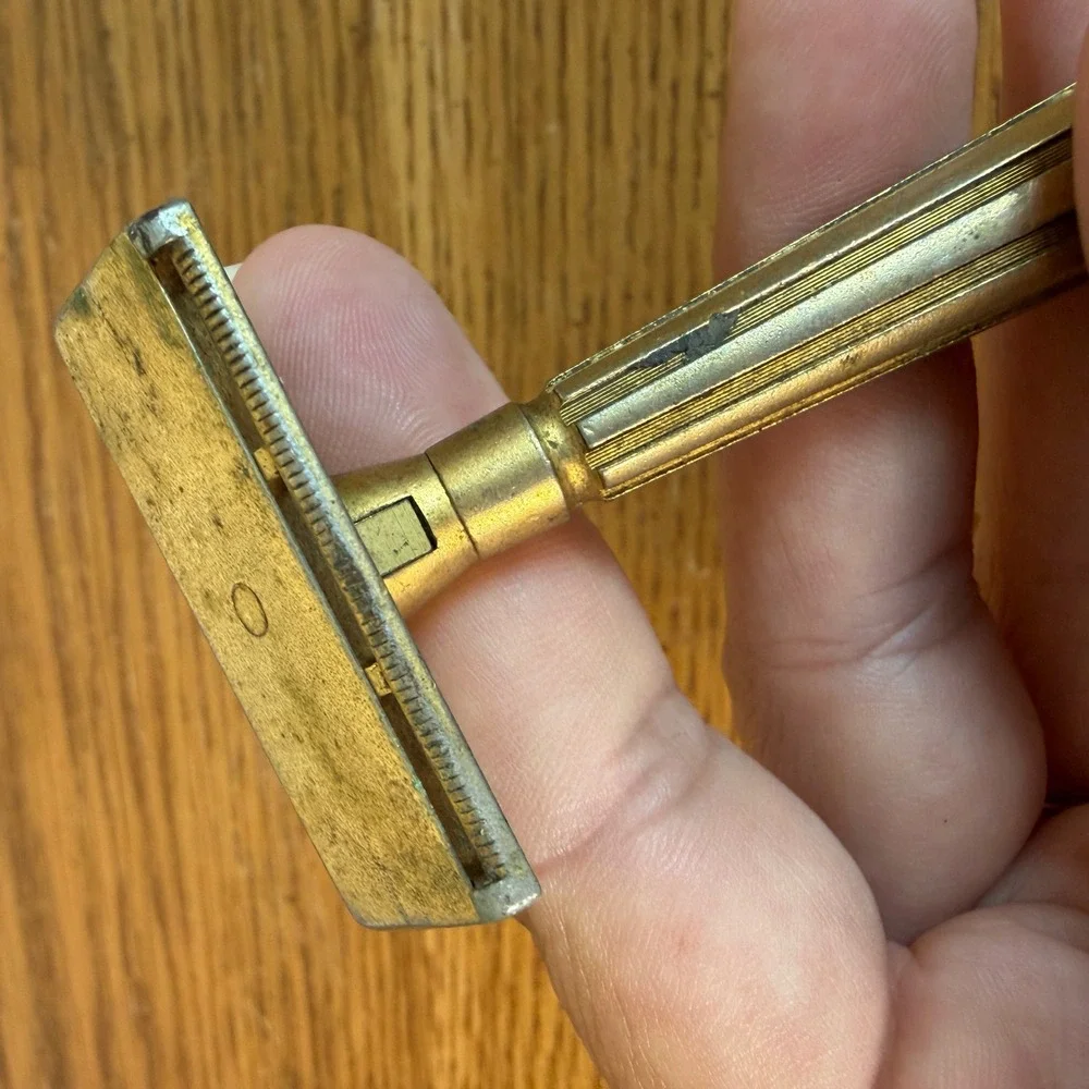 Vintage GEM Micromatic Gold Tone Opening Safety Razor Shaving Tool Retro Shaver